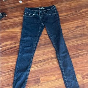 Skinny jeans
